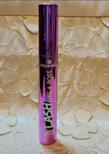 Essence-Mascara-The-Secret-to-Bold-Voluminous-Lashes Clari