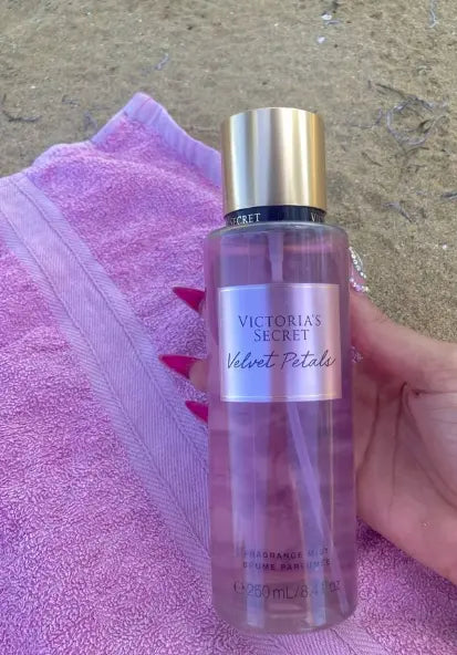 Victoria's Secret Velvet Petals Cashmere Fragrance Mist 🌸✨ Clari