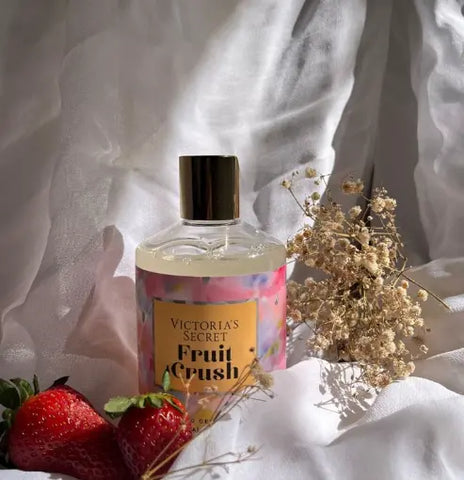 Victoria's Secret Refreshing Gel Body Wash - Fruit Crush Clari