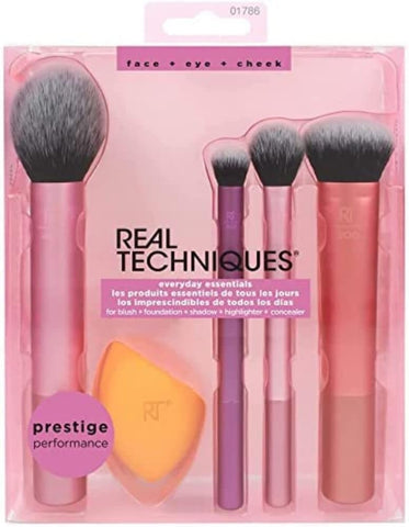 Real Techniques Brushe Every Day Essentials Set | Buy in Pakistan - Clari