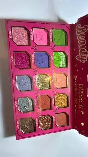 KEVIN AND COCO 30 EYESHADOW COLOURS makeup