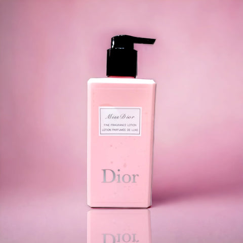 Miss dior moisturizing body milk hotsell