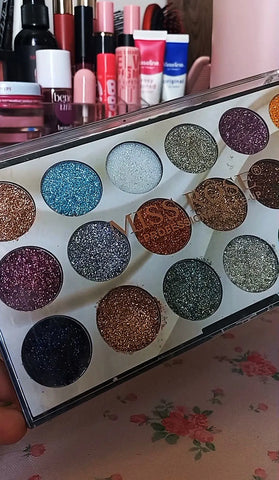 MISS ROSE 18-Color Sequin Glitter Eyeshadow MAKE UP